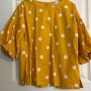 LOFT Like New SM Yellow polka dot puff sleeve top